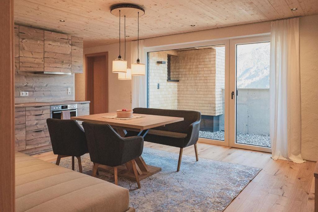 Apartment Aurelian Vandans Buitenkant foto